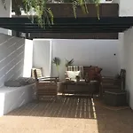Sorondongo & Garden וילה *