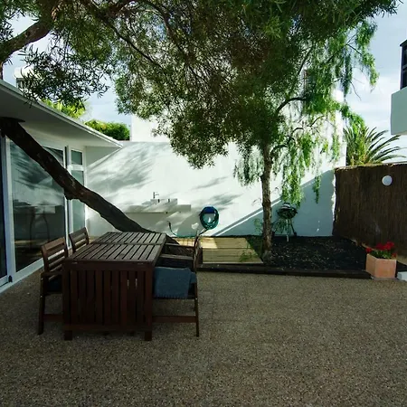 Sorondongo & Garden Villa Puerto del Carmen (Lanzarote)