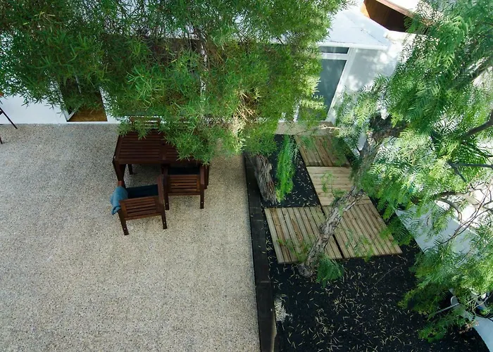 فيلة Sorondongo & Garden *