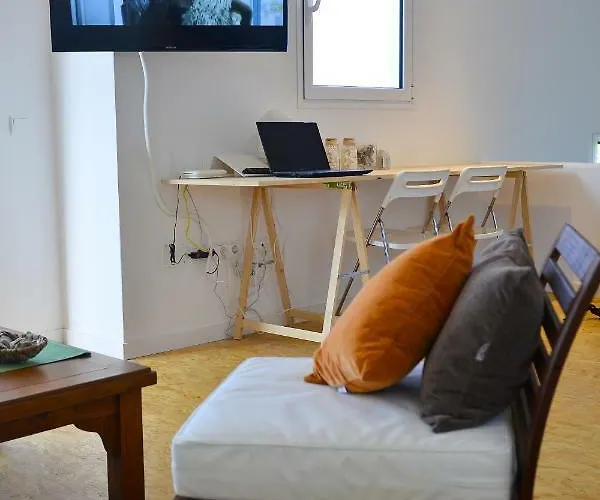 Sorondongo & Garden Вилла *